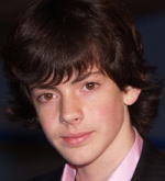 スキャンダー ケインズ Skandar Keynes